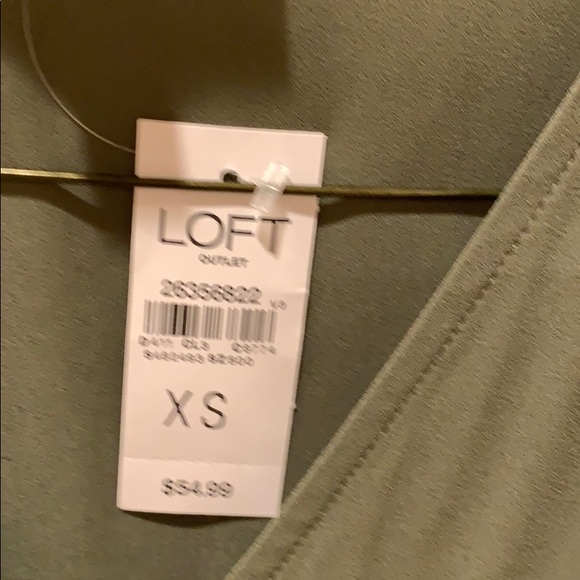 Top - Picture 2 of 3